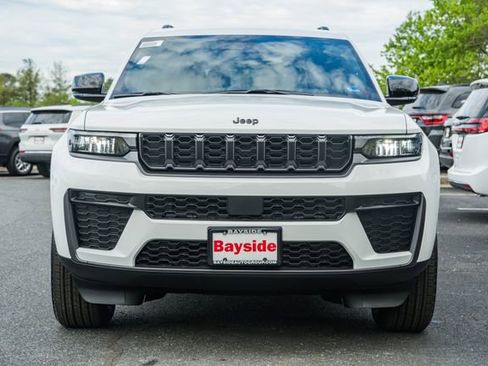 New 2026 Jeep Grand Cherokee L 4WD image 3