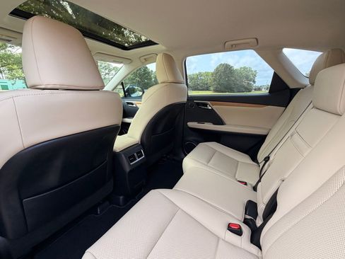Used 2021 Lexus RX 350L FWD w/ Premium Package image 15