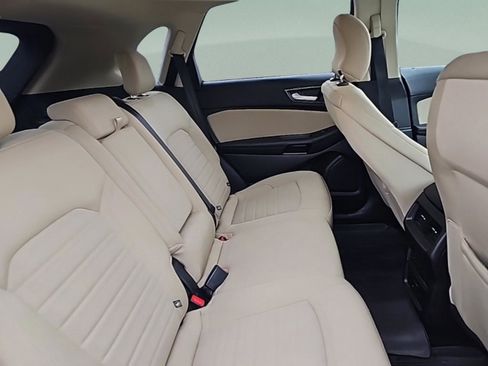 Used 2018 Ford Edge SE w/ Cargo Accessory Package image 32