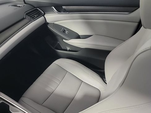 Used 2020 Honda Accord EX-L image 22