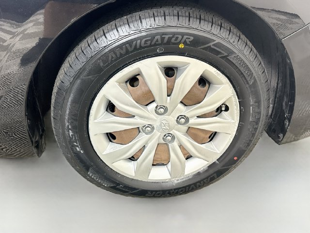 Used 2018 Hyundai Accent SE FWD image 30