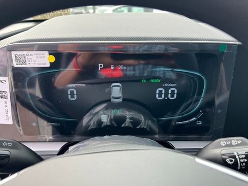 New 2026 Kia Niro LX FWD image 16