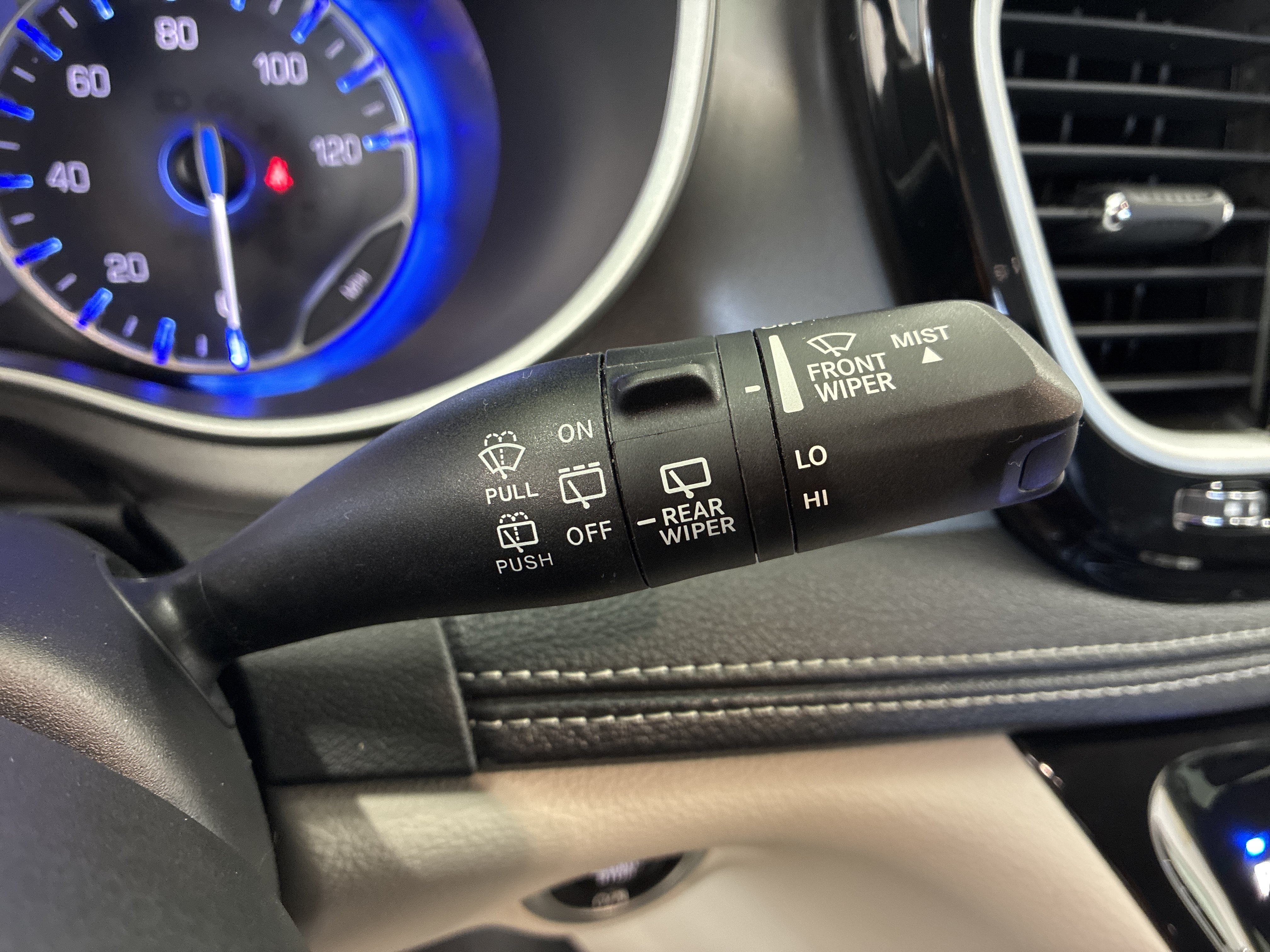 Certified 2024 Chrysler Pacifica Touring-L w/ Uconnect Theater Family Group AWD/4WD image 25