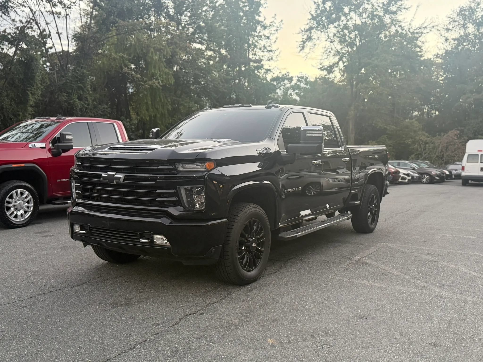 Used 2020 Chevrolet Silverado 2500 High Country w/ Z71 Off-Road Package AWD/4WD image 2