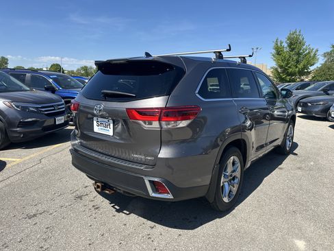 Used 2018 Toyota Highlander Limited Platinum w/ Protection Package #3 AWD/4WD image 4