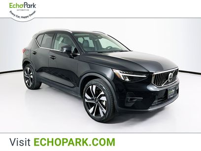 Used 2025 Volvo XC40 B5 Plus