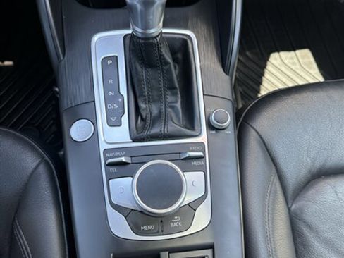 Used 2017 Audi A3 e-tron Premium Plus w/ Technology Package FWD image 12