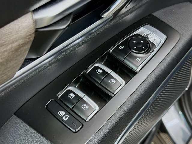 Used 2020 Kia Telluride SX w/ SX Prestige Package AWD/4WD image 19