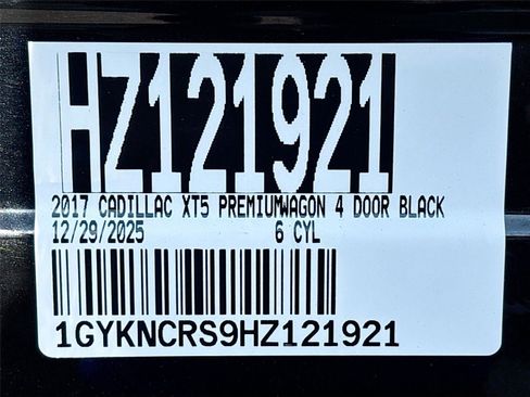 Used 2017 Cadillac XT5 Premium Luxury w/ Driver Assist Package image 37