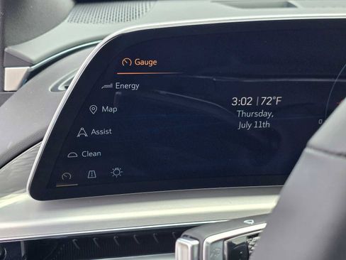 New 2024 Cadillac Lyriq Sport image 41