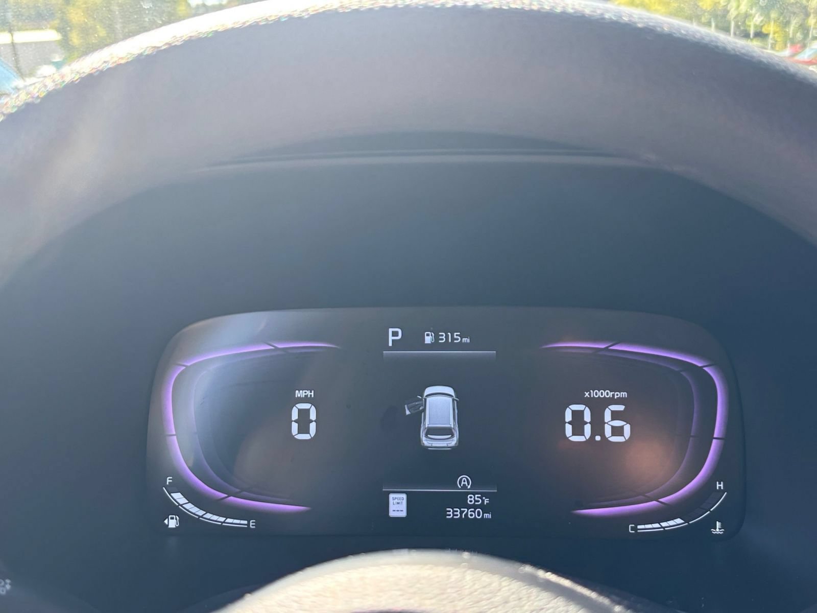 Used 2025 Kia Soul LX w/ LX Technology Package FWD image 34