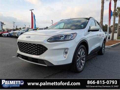 Used 2021 Ford Escape Titanium image 8