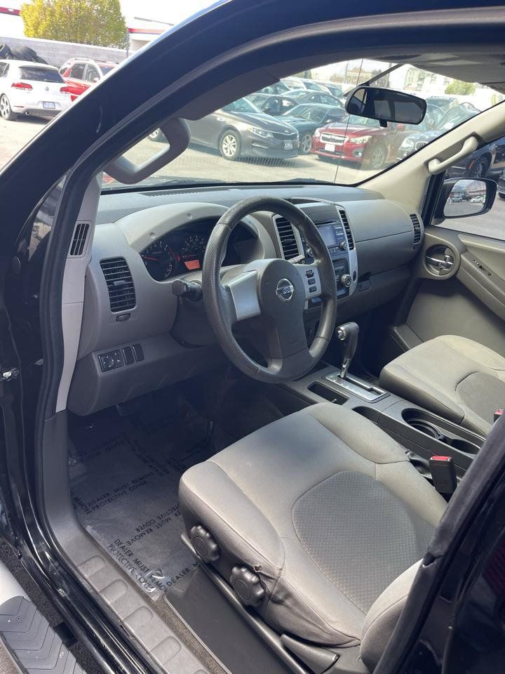Used 2013 Nissan Xterra S w/ Value Package RWD image 11