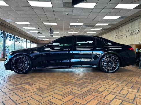 Used 2024 Mercedes-Benz S 63 AMG S image 11