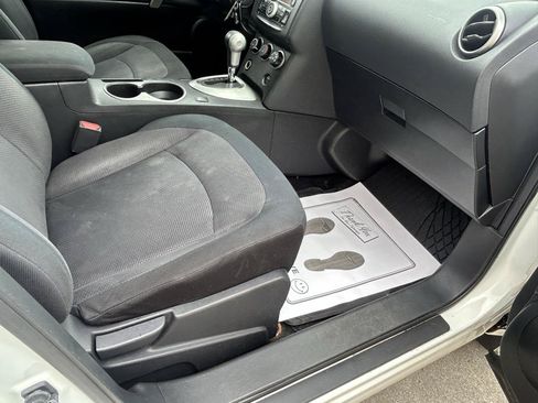 Used 2013 Nissan Rogue S AWD/4WD image 12