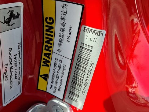 Used 2020 Ferrari F8 Tributo RWD image 26