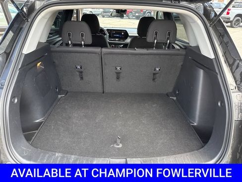 Used 2025 Chevrolet TrailBlazer LT AWD/4WD image 19