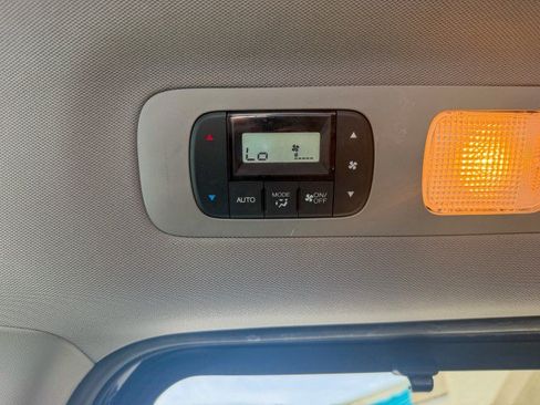 Used 2017 Honda Odyssey EX-L image 13