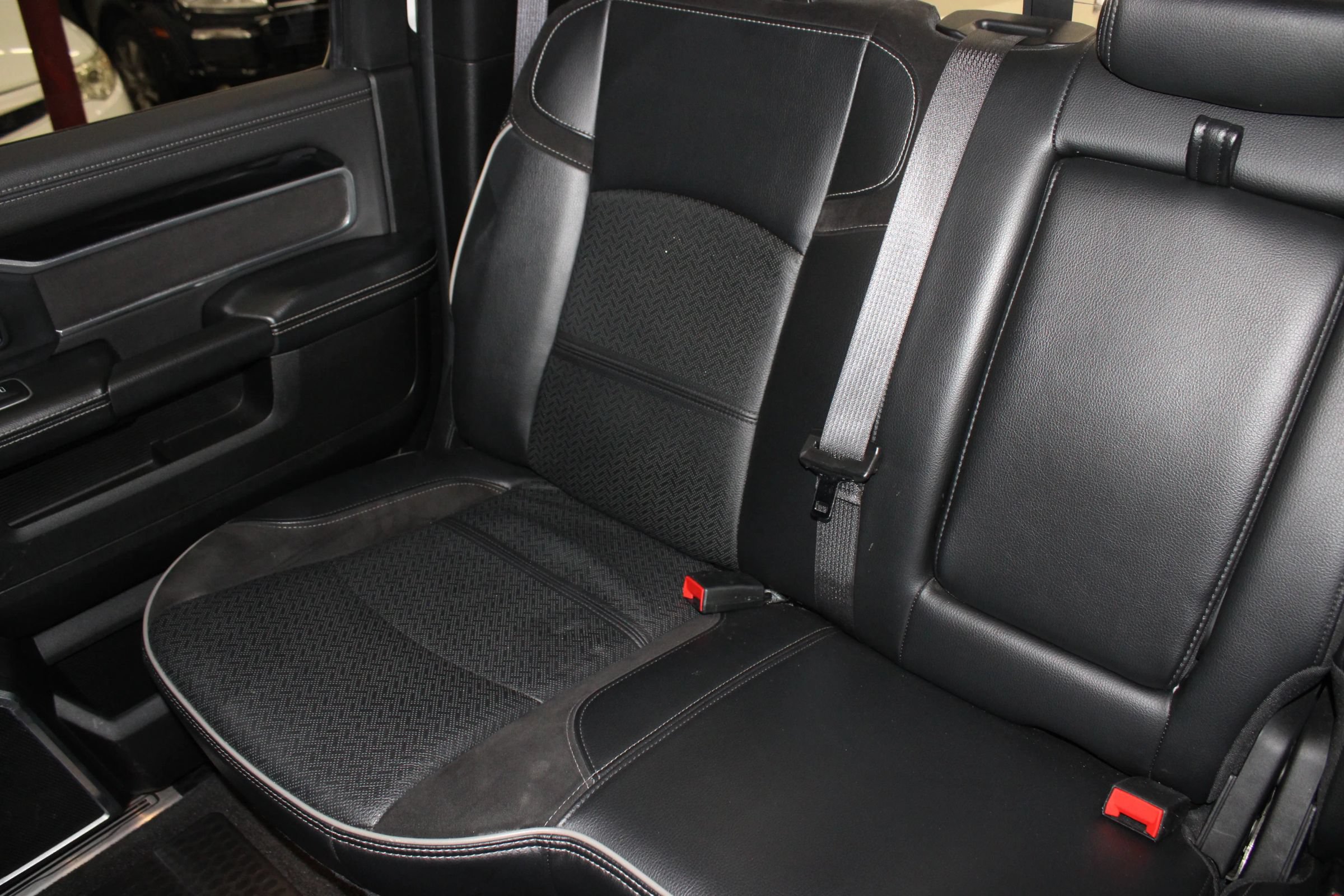 Used 2022 RAM 2500 Laramie AWD/4WD image 34