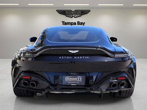 Used 2025 Aston Martin V8 Vantage Coupe image 8