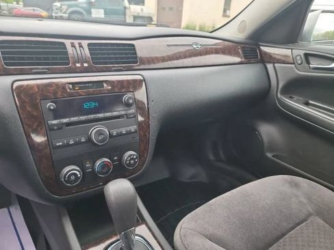 Used 2016 Chevrolet Impala Limited LS FWD image 18