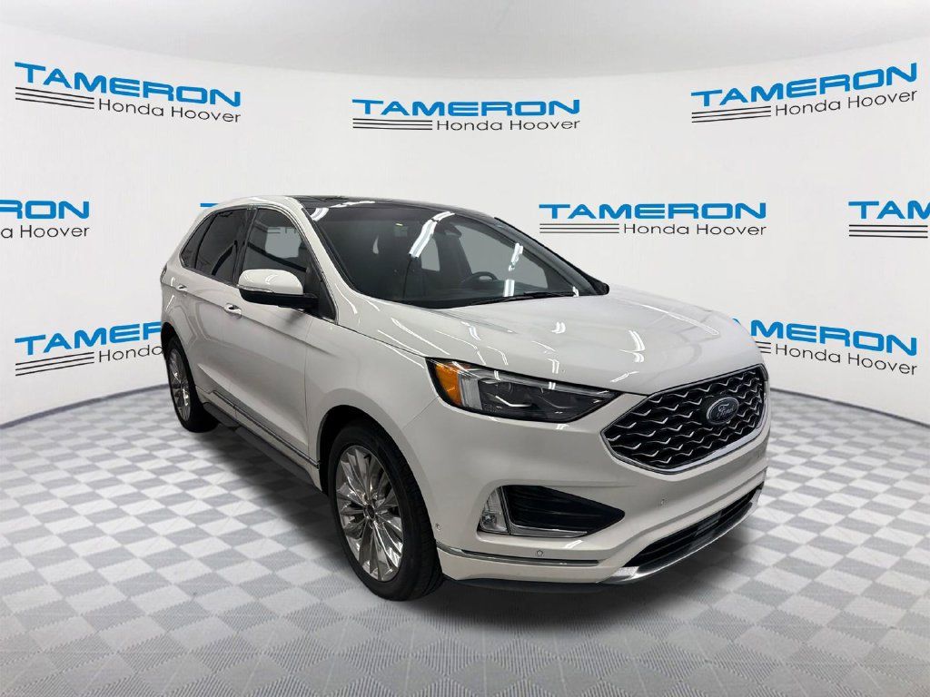 Used 2020 Ford Edge Titanium w/ Equipment Group 301A FWD image 7