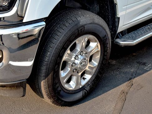 Used 2026 RAM 2500 Big Horn AWD/4WD image 11