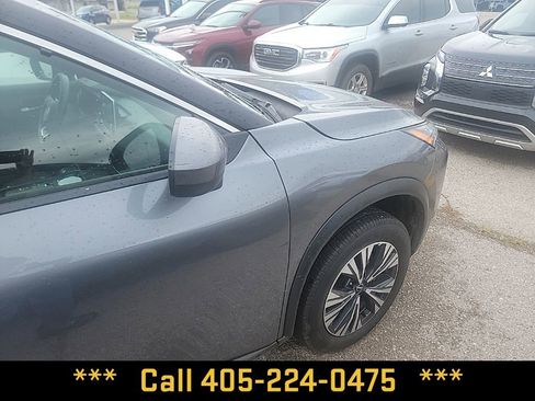 Used 2023 Nissan Rogue SV FWD image 25