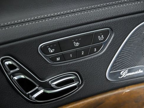 Used 2015 Mercedes-Benz S 550 4MATIC Sedan image 16