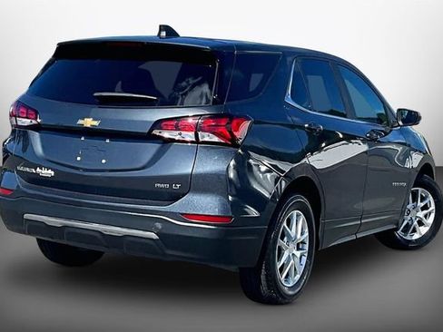 Used 2023 Chevrolet Equinox LT AWD/4WD image 2