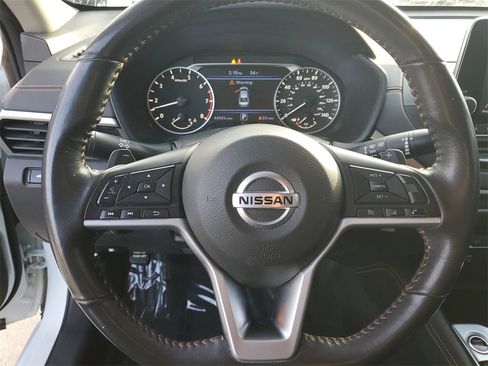 Used 2022 Nissan Altima 2.5 SR image 26