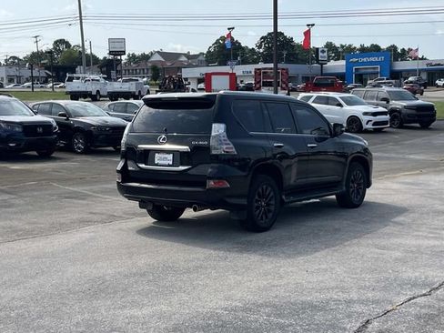Used 2021 Lexus GX 460 Premium w/ Premium Plus Package AWD/4WD image 4