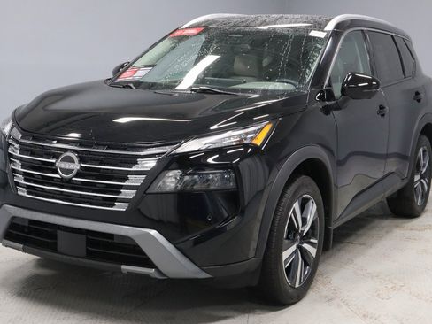 Certified 2024 Nissan Rogue SL w/ SL Premium Package image 14