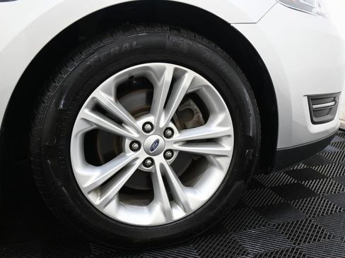 Used 2016 Ford Taurus SEL w/ Equipment Group 201A AWD/4WD image 34