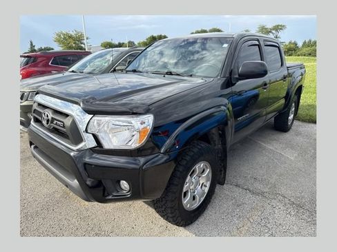 Used 2014 Toyota Tacoma 4x4 Double Cab w/ SR5 Package image 1