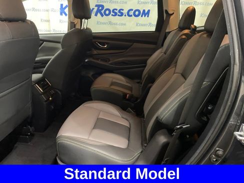 Used 2023 Subaru Ascent Onyx Edition AWD/4WD image 14