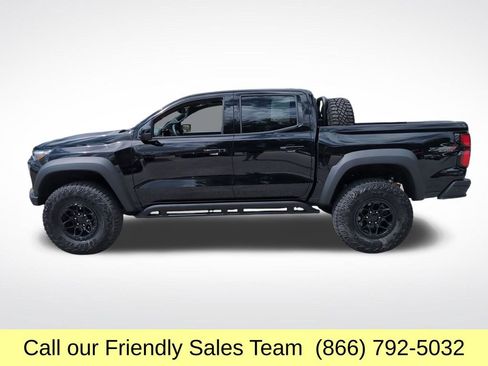 Used 2024 Chevrolet Colorado ZR2 w/ ZR2 Bison Edition AWD/4WD image 2
