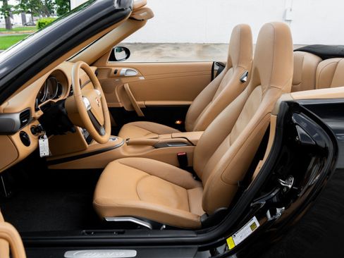 Used 2007 Porsche 911 Carrera RWD image 6