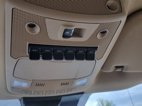 Used 2021 Ford F250 Lariat w/ Lariat Ultimate Package image 46