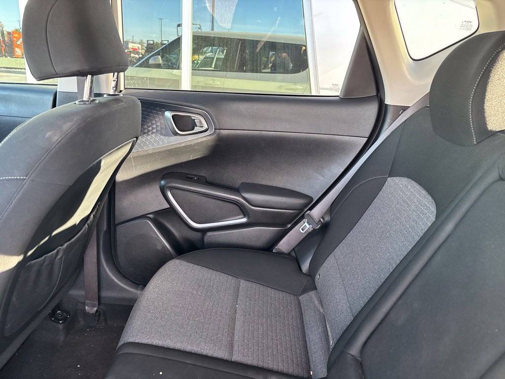 Certified 2023 Kia Soul EX FWD image 18