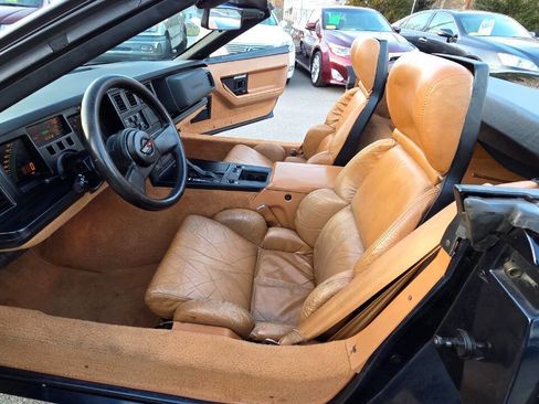 Used 1989 Chevrolet Corvette Convertible RWD image 30