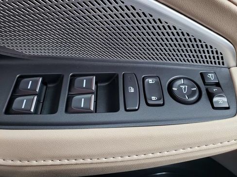 Used 2024 Acura MDX SH-AWD w/ Technology Package image 27