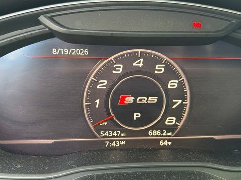 Used 2020 Audi SQ5 Premium Plus w/ Premium Plus Package AWD/4WD image 12