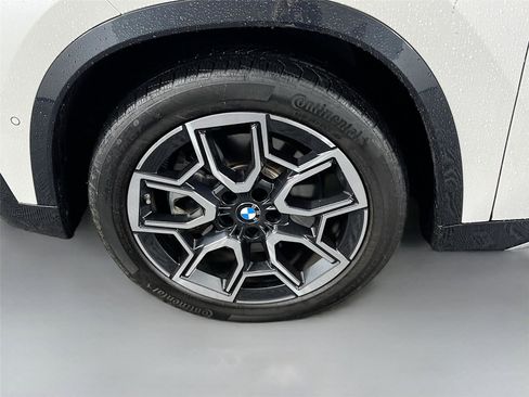 Used 2025 BMW X1 xDrive28i w/ Technology Package image 30