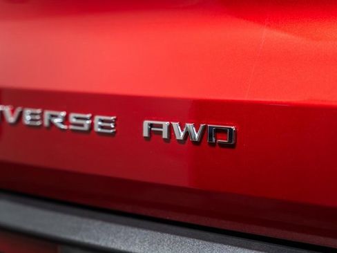 New 2026 Chevrolet Traverse LT w/ Driver Confidence Package image 9