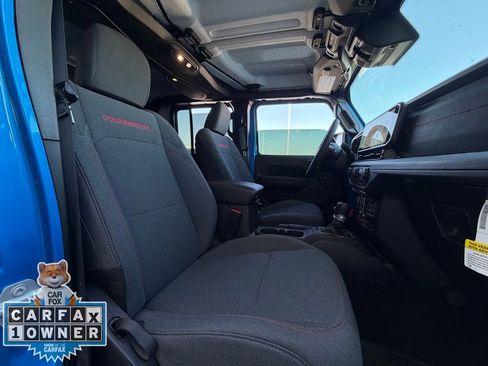 Used 2025 Jeep Gladiator Rubicon w/ Convenience Group image 29