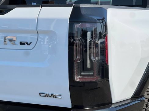 New 2026 GMC Hummer EV 4x4 Crew Cab image 21