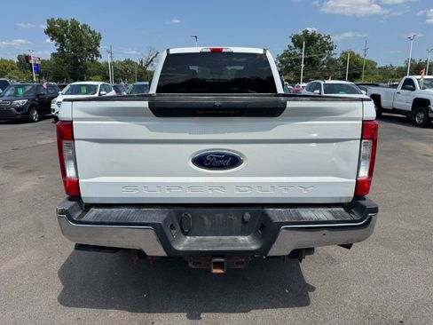 Used 2019 Ford F250 XLT AWD/4WD image 4