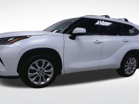 Used 2023 Toyota Highlander Limited AWD/4WD image 23