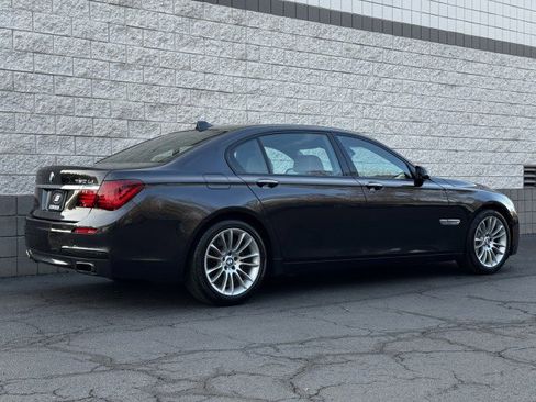 Used 2015 BMW 750Li xDrive xDrive w/ M Sport Edition image 16